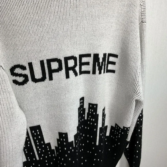 SUPREME - New York Skyline Stitch Knit Sweater White & Black FW20 sz L - Picture 4 of 8